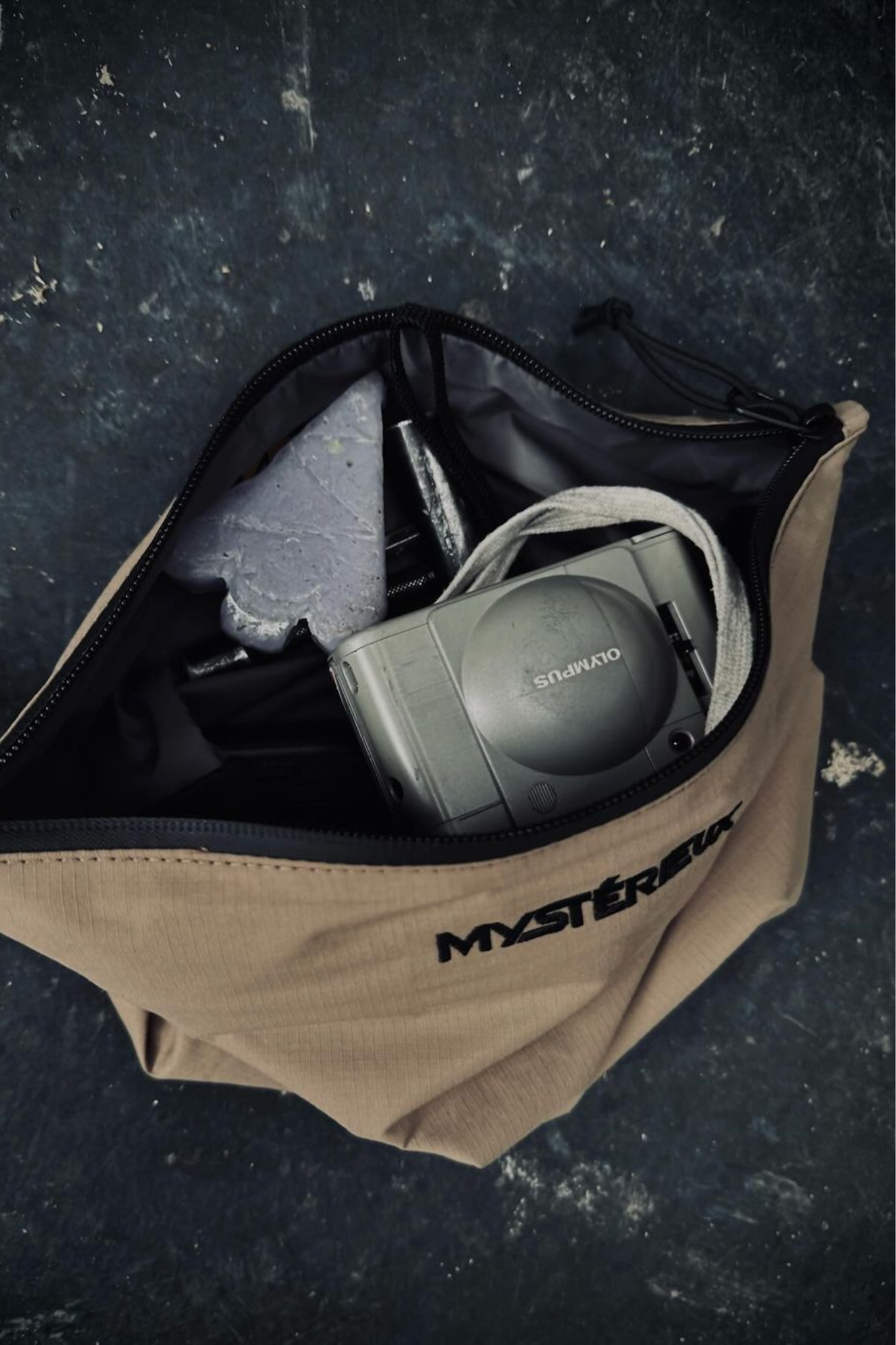 Essential Bag - Khaki