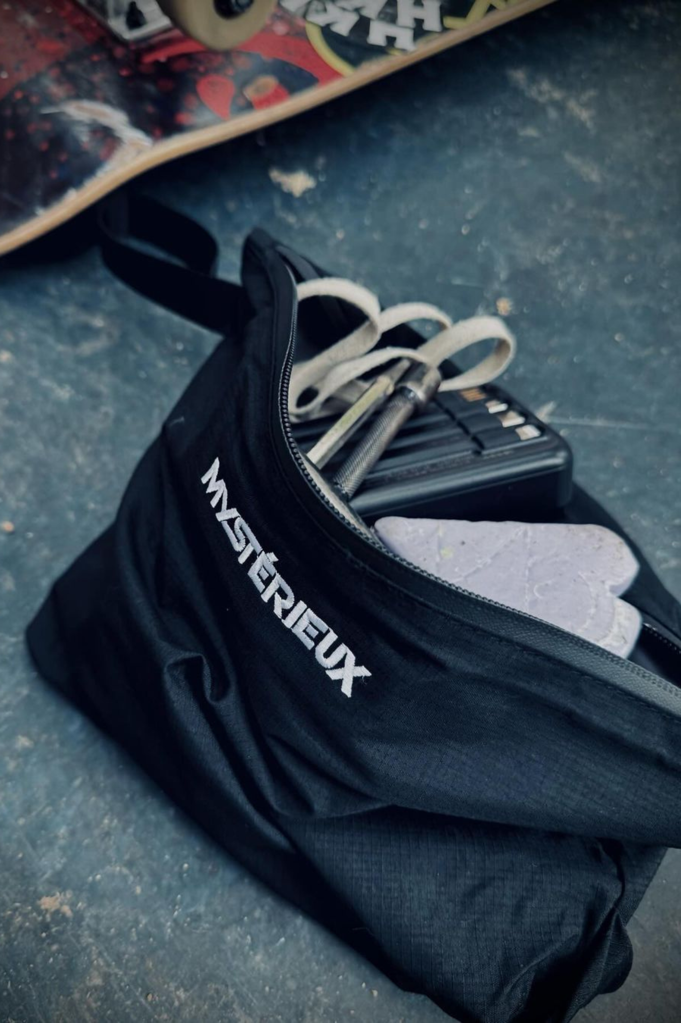 Essential Bag - Black